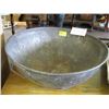 Image 1 : 1 LARGE METAL BREAD DOUGH BOWL