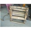 Image 1 : 1 WOODEN HAND CRANK WRINGER