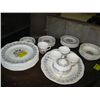 Image 1 : 1 SMALL LOT OF REGENCY BRITISH ANCHOR DISH WARE