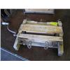 Image 1 : 1 WOODEN LAUNDRY ROLLER-15