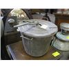 Image 1 : 1 TIN HAND CRANK DOUGH MAKER