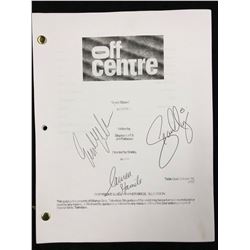OFF CENTRE "SCARY SITCOM" SCRIPT SIGNED BY EDDIE KAYE THOMAS, SEAN MAGUIRE, LAUREN STAMILE)