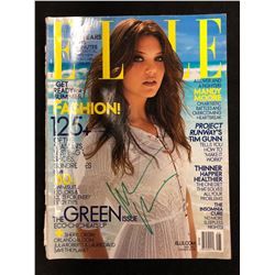 MANDY MOORE AUTOGRAPHED ELLE MAGAZINE