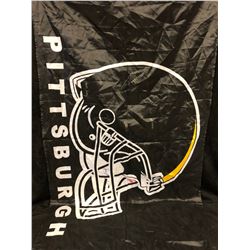 2010 SUPER BOWL CHAMPS PITTSBURGH STEELERS TEAM SIGNED FLAG