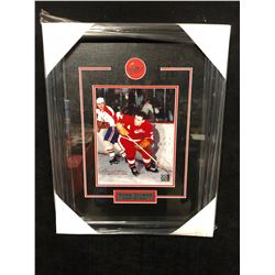 NORM ULLMAN SIGNED RED WINGS PHOTO FRAMED 21" X 17" W/ COA