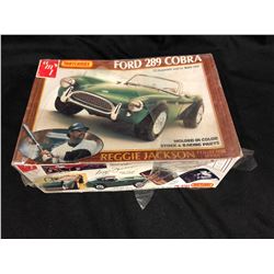 AMT-MATCHBOX FORD 289 COBRA MODEL KIT (REGGIE JACKSON COLLECTOR SERIES) IN BOX