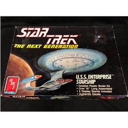 AMT STAR TREK THE NEXT GENERATION U.S.S ENTERPRISE STARSHIP MODEL KIT (IN BOX)