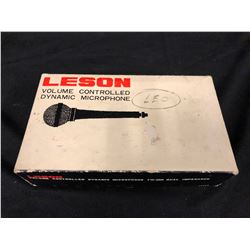 LESON VOLUME CONTROLLED DYNAMIC MICROPHONE W/ BOX