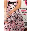 Image 2 : TAYLOR MOMSEN AUTOGRAPHED COSMO MAGAZINE