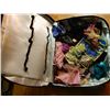 Image 3 : BORATZ CASE WITH ASSORTED DOLL CLOTHING