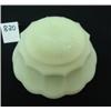 Image 2 : FENTON Yellow Custard Grape Bowl