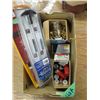 Image 1 : box with 22 ammunition shotgun shells and 2 gun cleaning rods