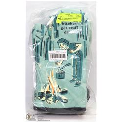 2 NEW PAIRS OF BLUE Q OVEN MITTS WITH SAYINGS