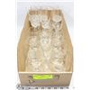 Image 1 : FLAT OF ASSORTED CRYSTAL GLASSWARE
