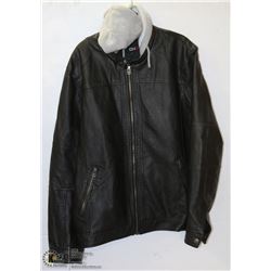 BLACK LEATHER STYLE MEN'S JACKET SIZE LARGE -