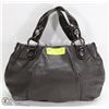 Image 1 : SIMPLY VERA - VERA WANG HAND BAG BROWN IN COLOUR