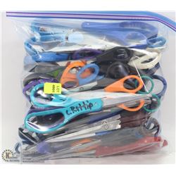 BAG OF ASSORTED SCISSORS