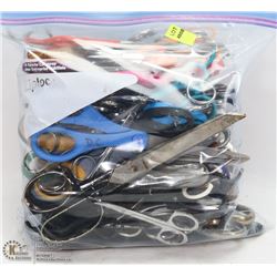 BAG OF ASSORTED SCISSORS