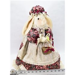 VINTAGE MOUSE GRANDMOTHER DOLL