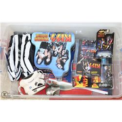 TOTE OF COLLECTIBLES INCL OILERS, KISS, STAR WARS
