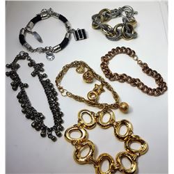 19 - LOT OF 6 CHAIN STYLE BRACELETS
