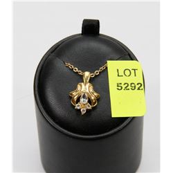 GOLD TONE FLORAL DESIGN PENDANT WITH STONE & CHAIN