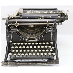 ANTIQUE UNDERWOOD TYPEWRITER 1920'S MODEL