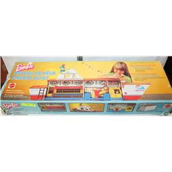 VINTAGE BARBIE DREAM BOAT