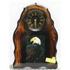 Image 1 : EAGLE WOOD LACQUERED CLOCK