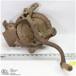 ANTIQUE CORN SHELLER