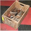 Image 1 : CRATE WITH ASSORTED ANTIQUE BRACES & BITS