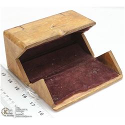 VINTAGE SEWING PUZZLE BOX