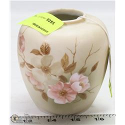 VINTAGE HUMMELWERK DOGWOOD VASE CIRCA 1970