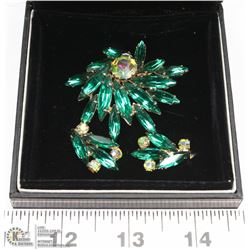 ANTIQUE SPIRAL BROOCH WITH MULTI-COLOUR BROOCH