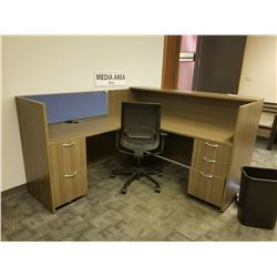 (9001)FRONT RECEPTION DESK AN CREDENZA WITH OFFICE