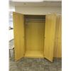 Image 2 : (9002) LOT OF 2  ARMOIRE/COAT CLOSETS