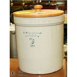 ANTIQUE 2 GAL IMPERIAL CROCK WITH LID