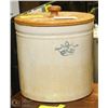Image 1 : ANTIQUE 2 GAL CROCK WITH LID