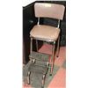 Image 1 : VINTAGE STEP STOOL