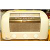 Image 1 : VINTAGE RCA VICTOR RADIO