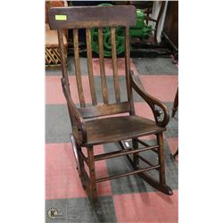 VINTAGE WOOD ROCKING CHAIR