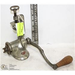 ANTIQUE SPONG & CO GRINDER