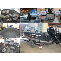 FEATURED UNRESERVED 2010 TRACKER SPEEDBOAT