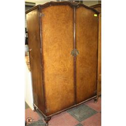 ANTIQUE WOOD 2 DOOR WARDROBE