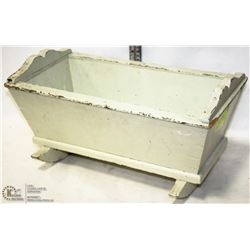 ANTIQUE DOLL CRADLE CIRCA 1920 QUEBEC.