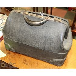 ANTIQUE DOCTOR'S BAG