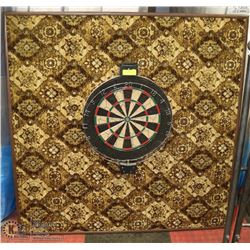 DART BOARD WITH WALL BACKGROUND