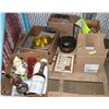Image 1 : PALLET OF ESTATE MISC INCLUDING SOME DAMAGE FROMS