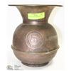 Image 1 : VINTAGE 5 CENT CIGAR SPITTOON.