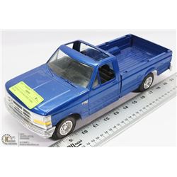 VINTAGE 1:16 SCALE ERTL FORD TRUCK